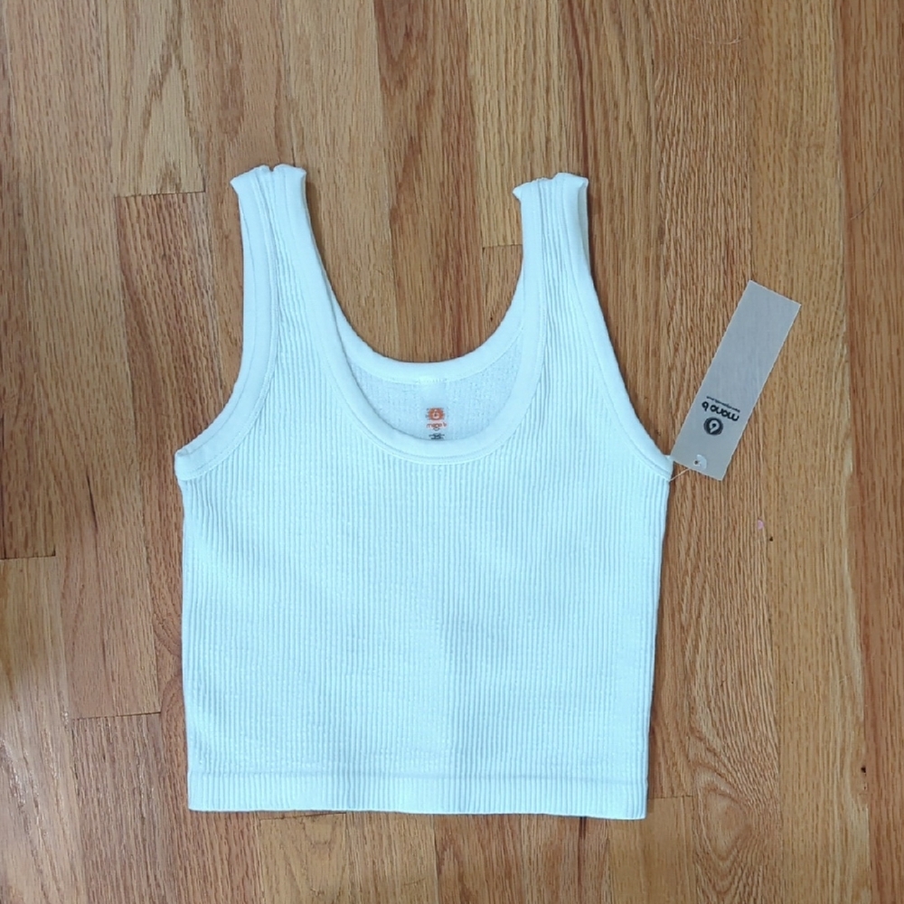 NWT Mono B Classic White Ribbed Cropped Tank